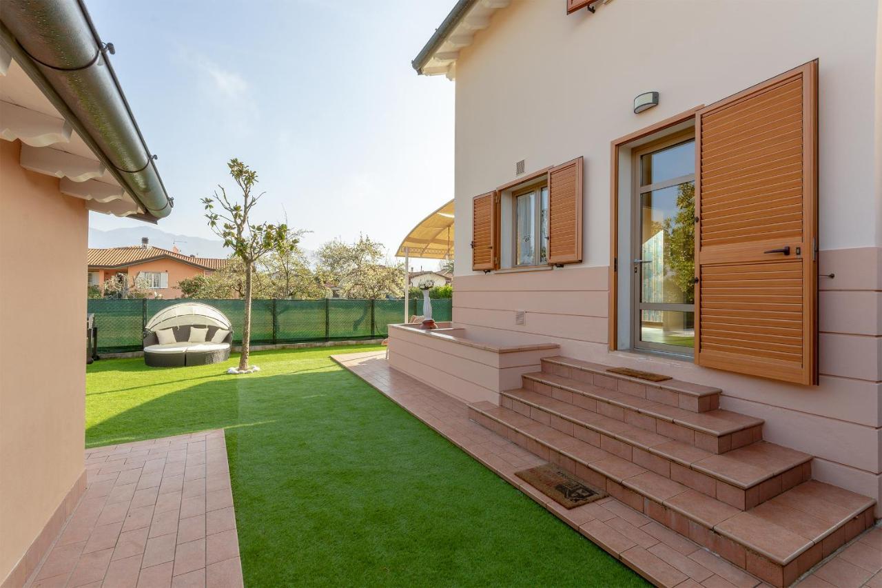 Villino Esse, Libero Su 4 Lati Piu Dependance Nel Cuore Della Versilia Villa Marina di Pietrasanta