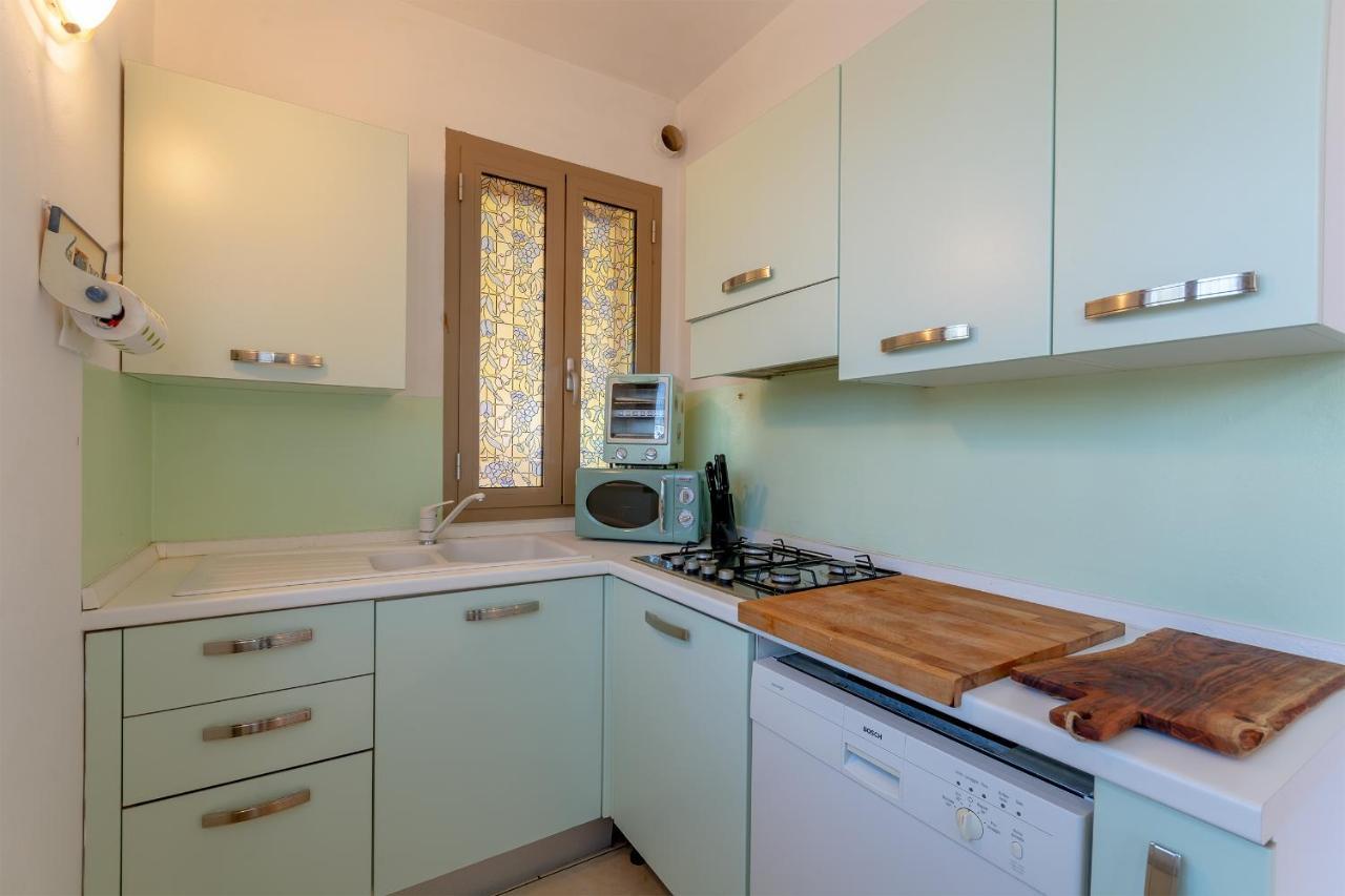 Villino Esse, Libero Su 4 Lati Piu Dependance Nel Cuore Della Versilia Villa