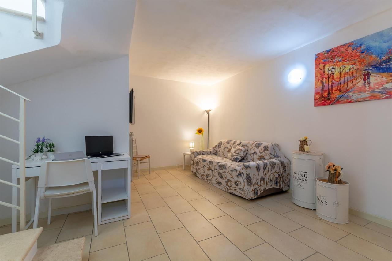 Villino Esse, Libero Su 4 Lati Piu Dependance Nel Cuore Della Versilia Villa Marina di Pietrasanta