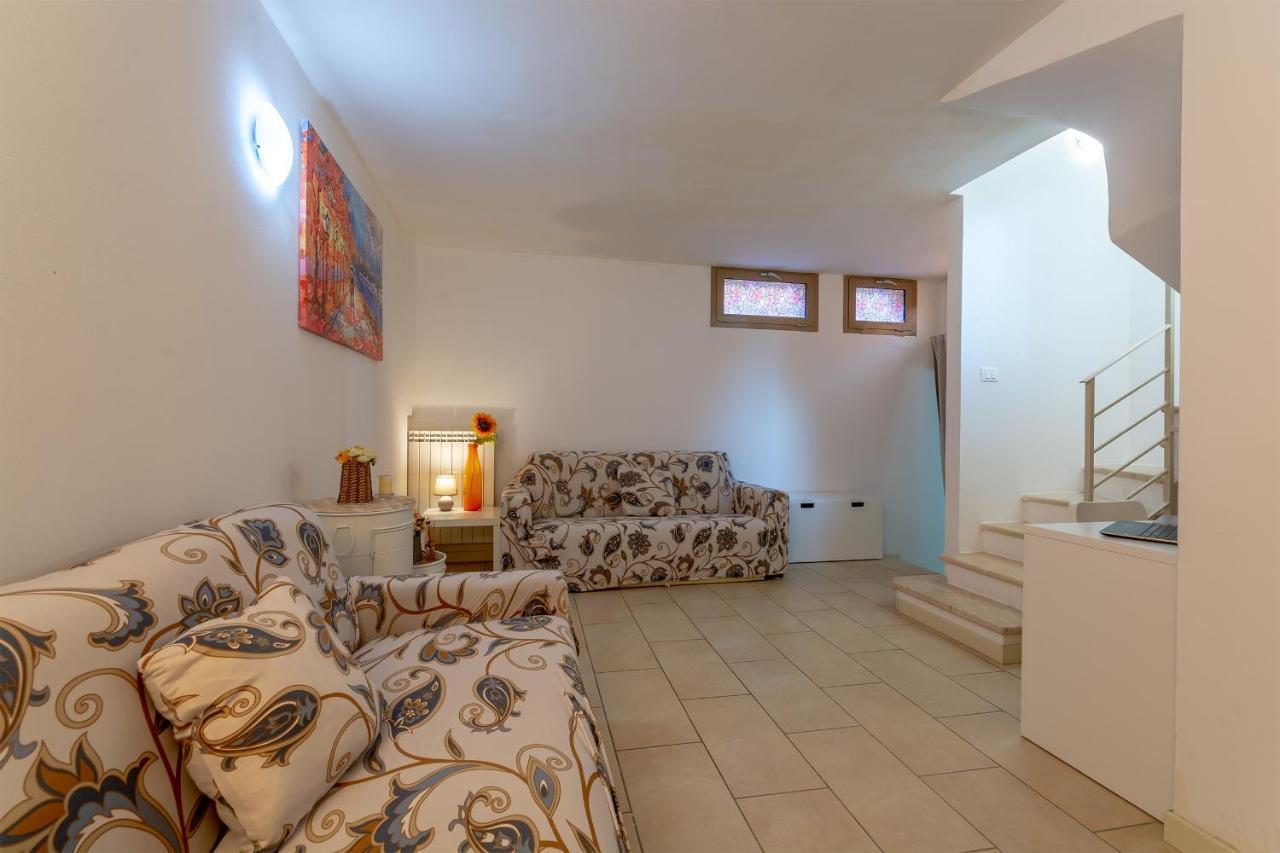 Villa Villino Esse, Libero Su 4 Lati Piu Dependance Nel Cuore Della Versilia