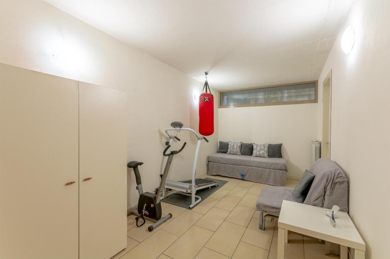Villa Villino Esse, Libero Su 4 Lati Piu Dependance Nel Cuore Della Versilia